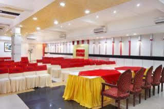 Mandakini Kanpur Bagian luar foto